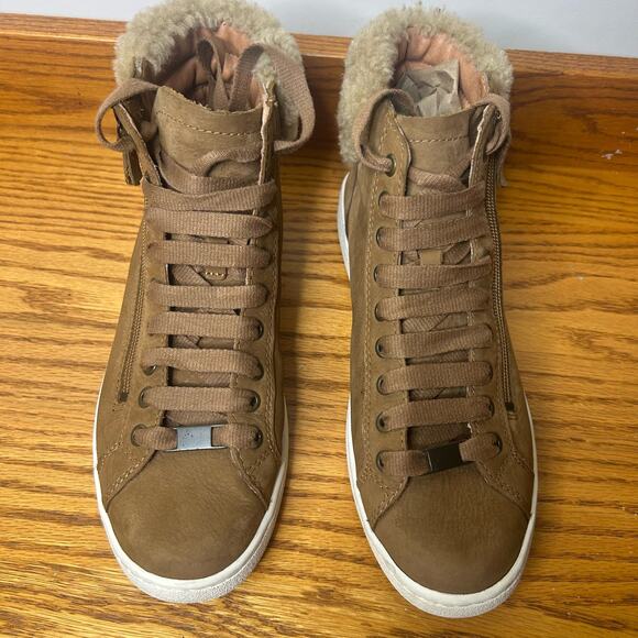 Ugg High Top Sneaker Women's Size 9 Tan Shearling Trim - Picture 3 of 15